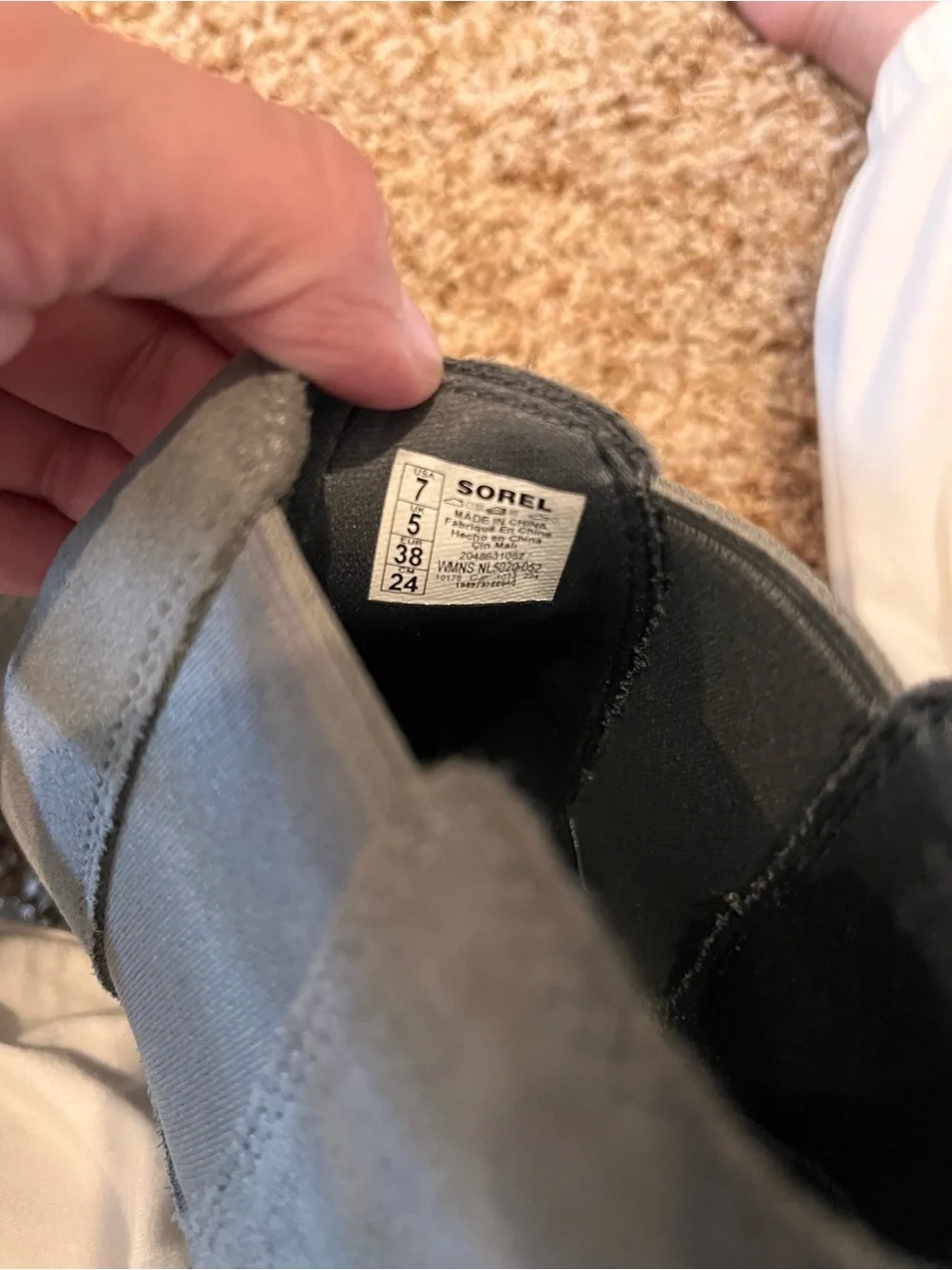 Sorel Men's Gray Suede Chukka Boots